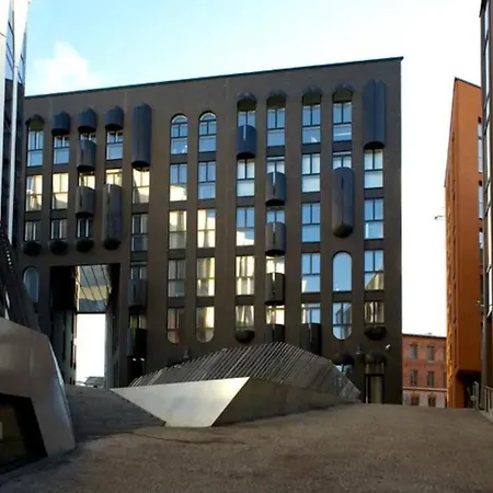 Rotermanni District Bee Tallin